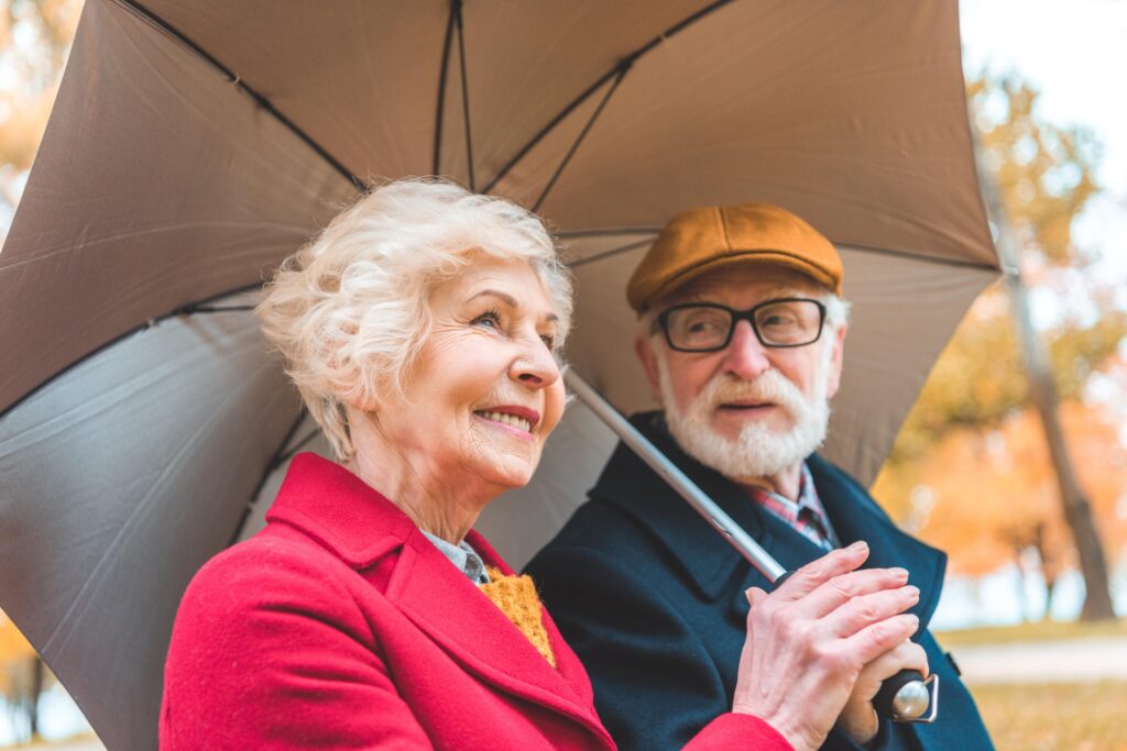 elderly-couple-umbrella